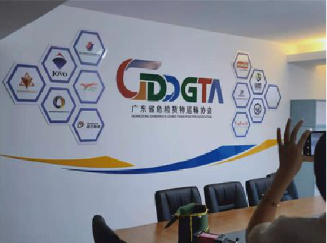  遂平公司走廊文化墙如何设计布置？